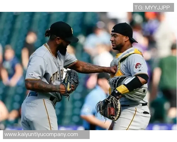 墨西哥前国脚奥马尔布拉沃因性侵未成年人被捕引发关注