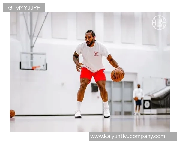 莱昂纳德快船生涯第70场30分表现超越弗里升至队史第二位